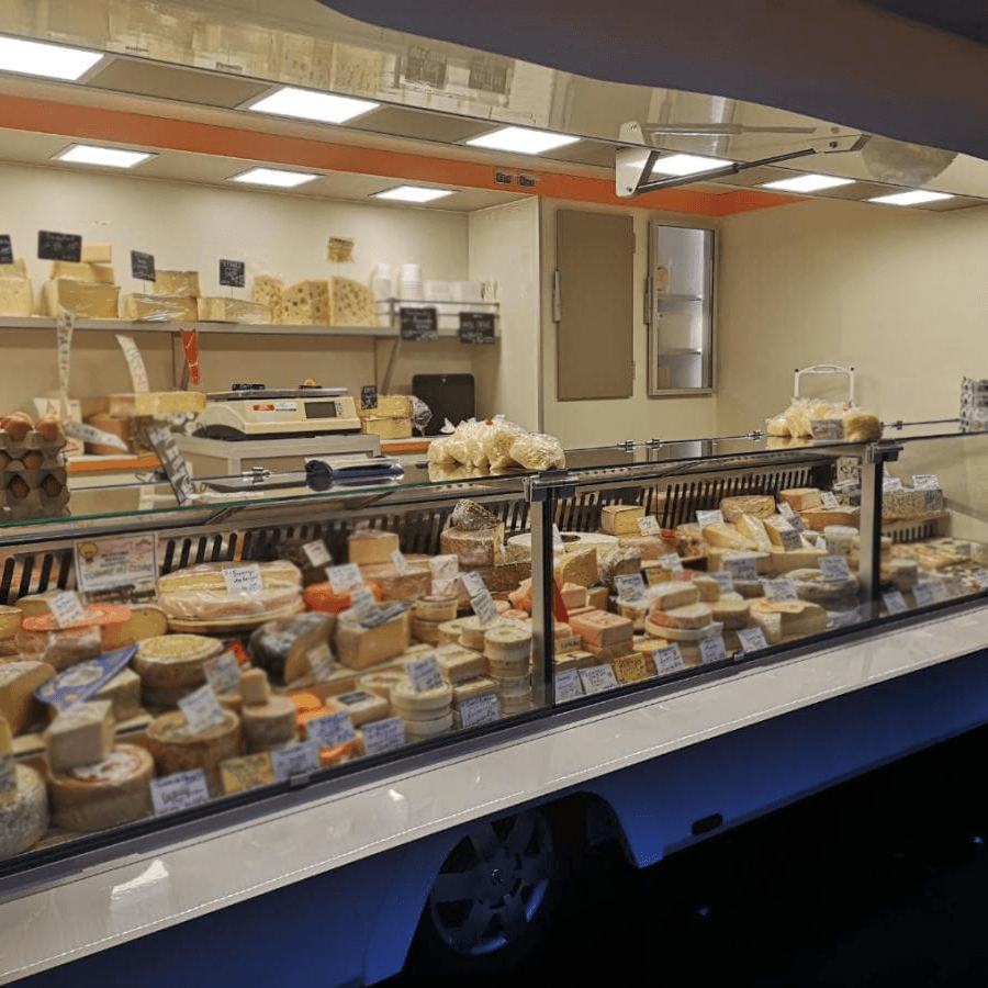 Camion fromagerie - camion de marché - Etal Concept - vitrine